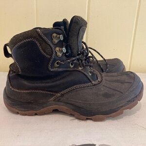 L.L. Bean Women's Storm Chaser Boots with Arctic Grip